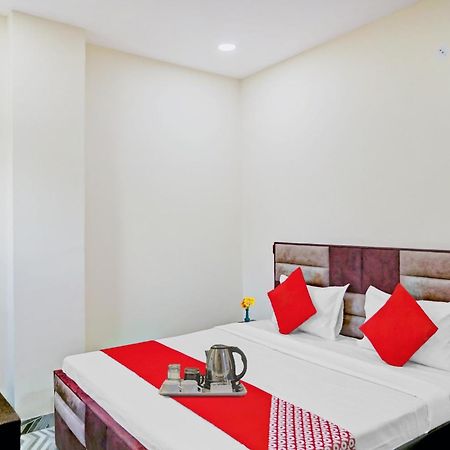 Hotel O Royal Lotus Stay Near Ip Extension Metro Station New Delhi Exterior photo
