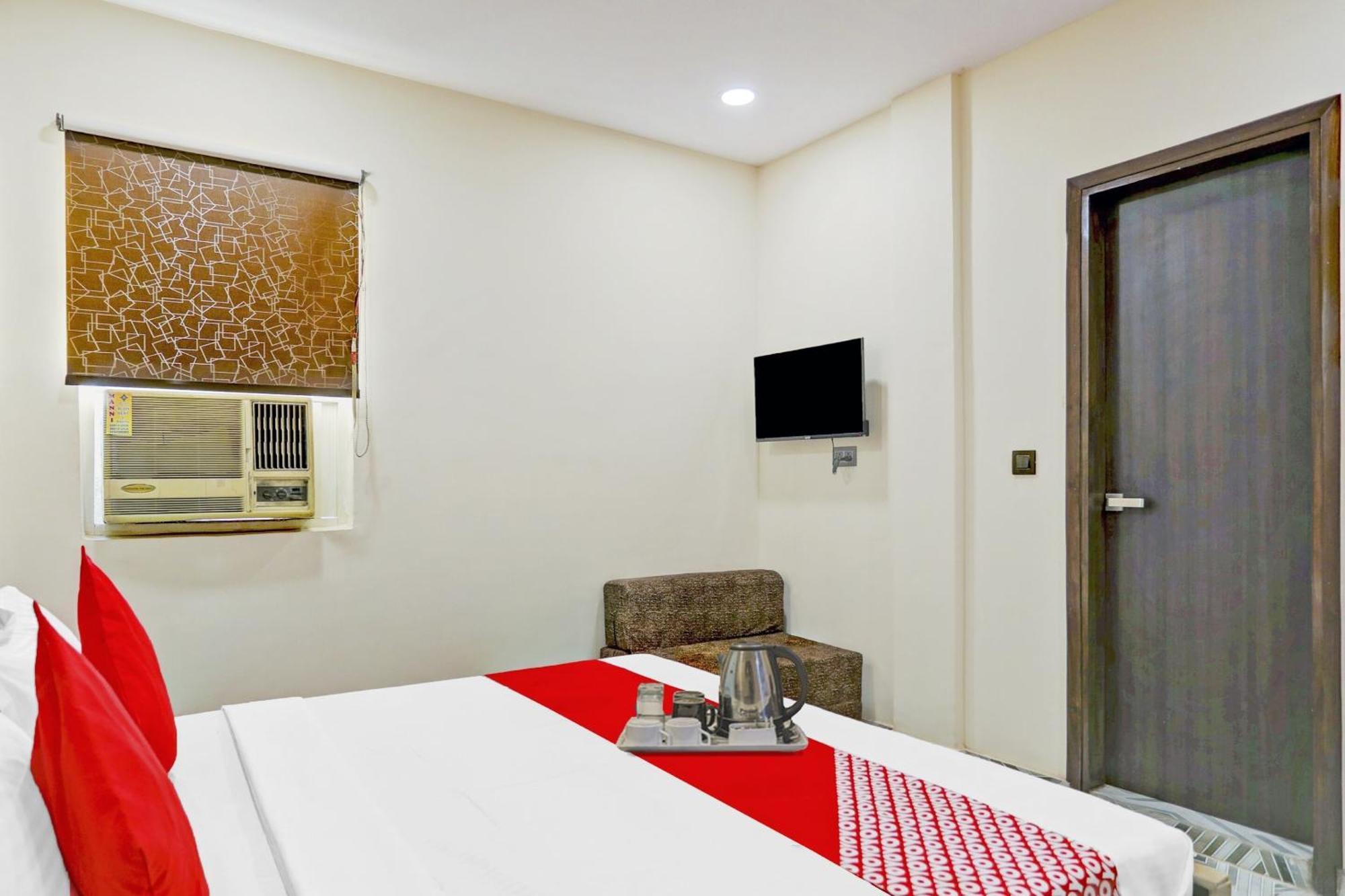 Hotel O Royal Lotus Stay Near Ip Extension Metro Station New Delhi Exterior photo