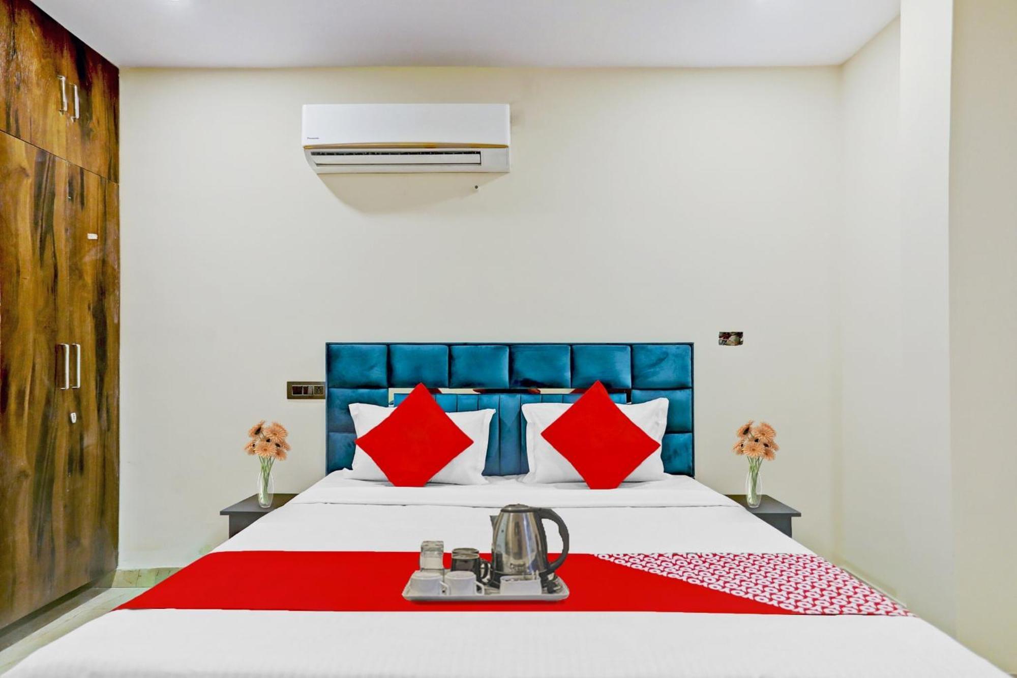 Hotel O Royal Lotus Stay Near Ip Extension Metro Station New Delhi Exterior photo