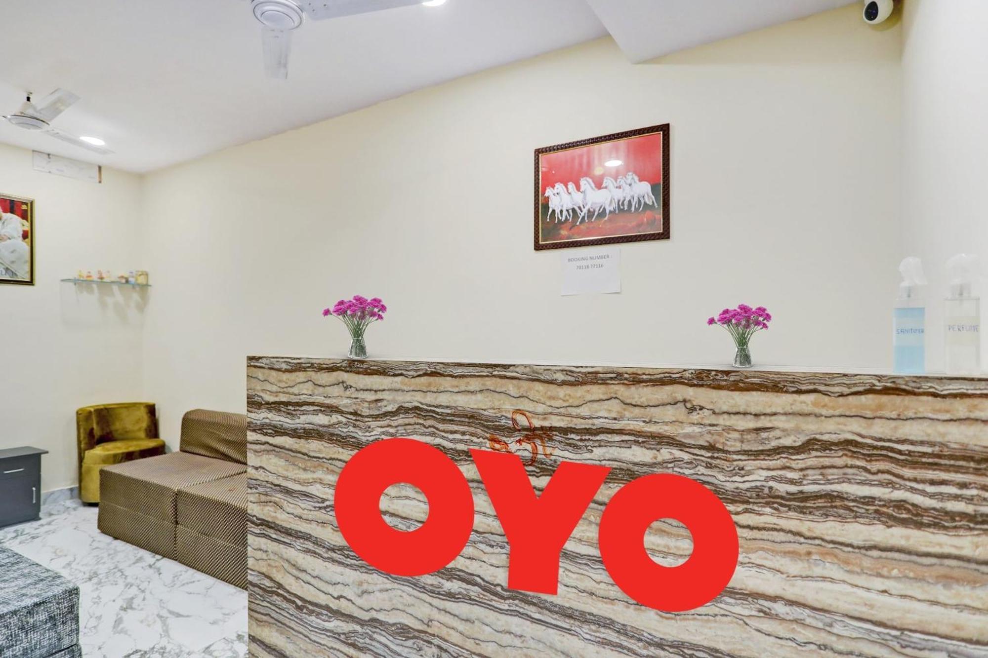 Hotel O Royal Lotus Stay Near Ip Extension Metro Station New Delhi Exterior photo